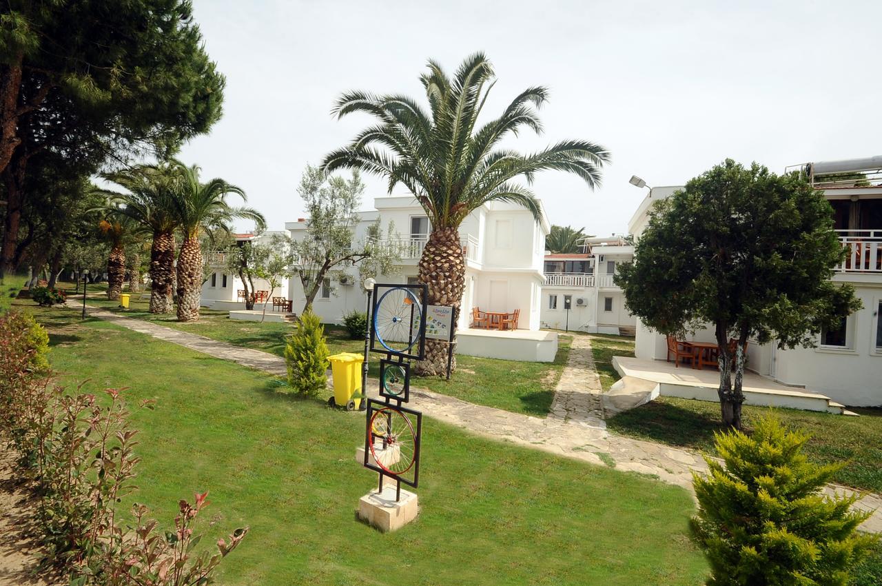 Hanedan Flora Apart Hotel Foça Exterior foto